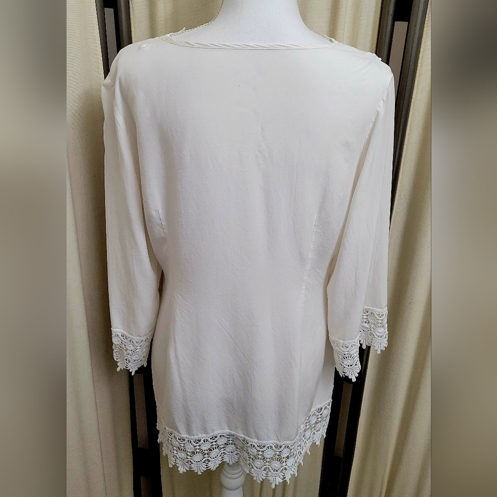 Cotton Blend White Lace Tunic Top | Size Large - Picture 2 of 3